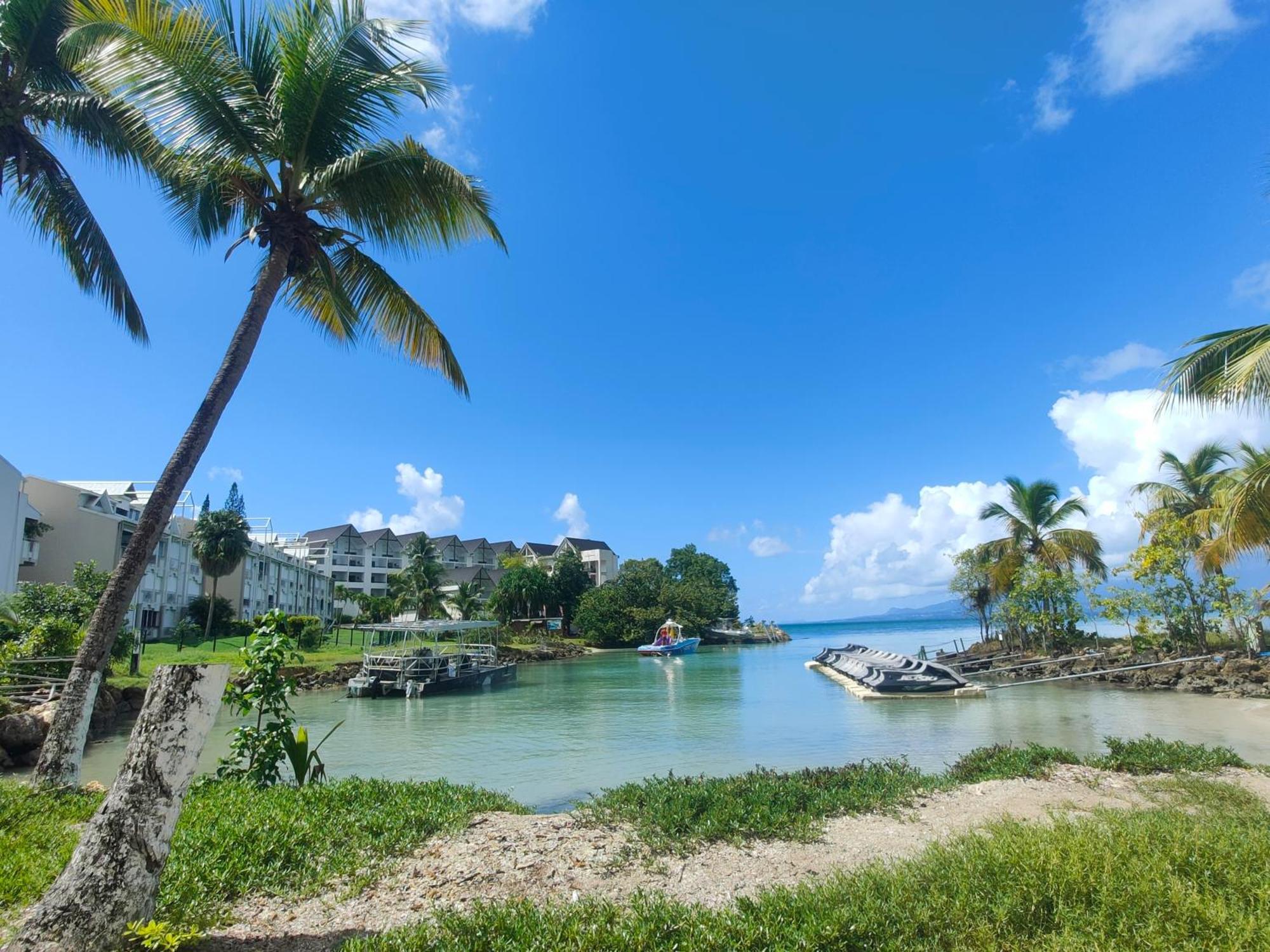 Studio Vue Mer, Pieds Dans L'Eau Le Gosier  Esterno foto
